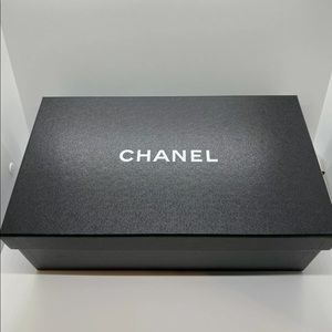 Chanel shoe box